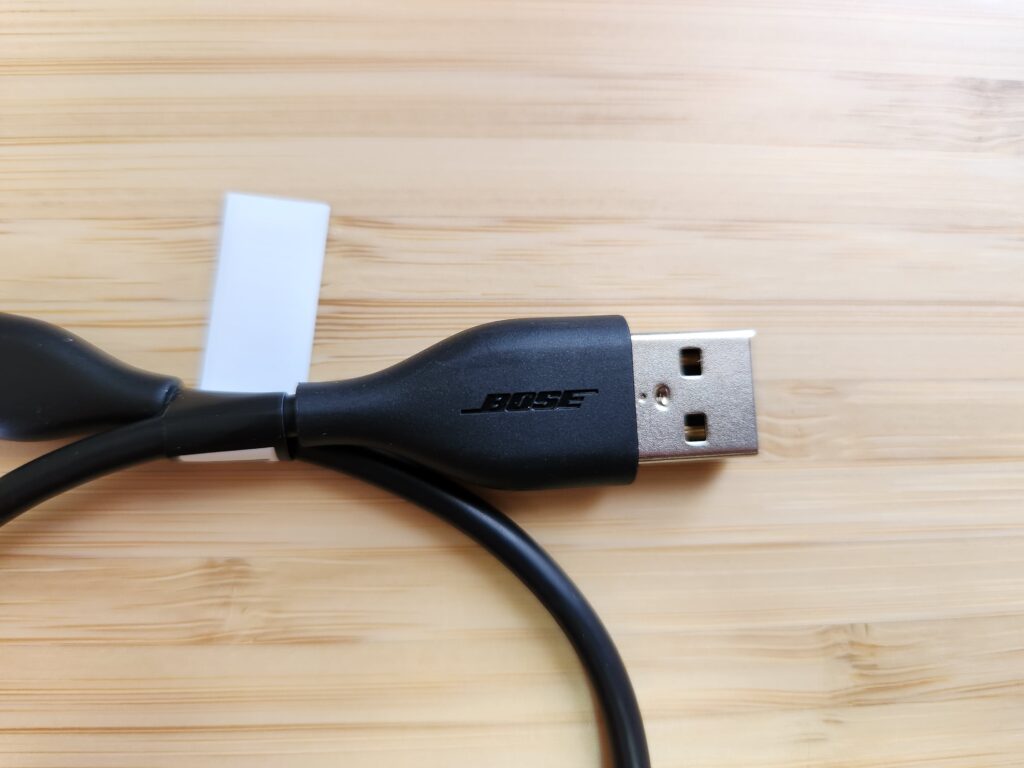 USB-A to USB-Cケーブル